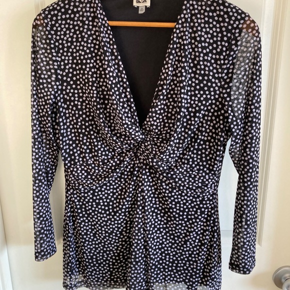 Anne Klein Stylish V-Neck Polka Dot Blouse Sz M - Picture 2 of 6